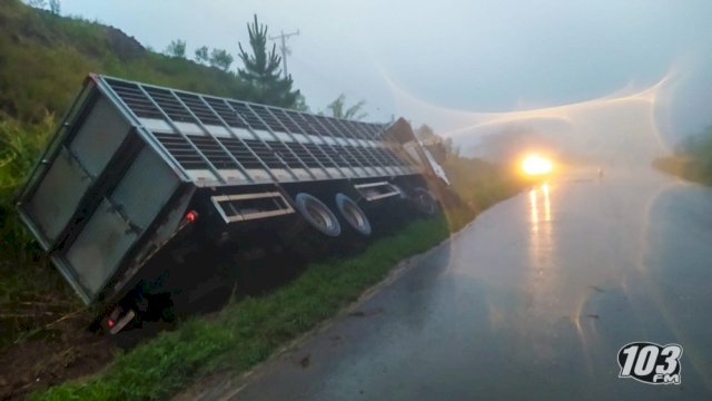 Caminhão acidentado na BR-163 rodava por mais de 18 horas sem parar, revela PRF