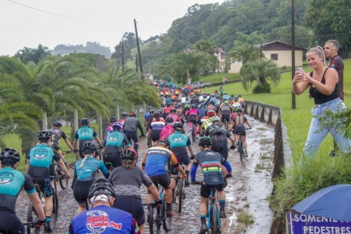 Pedala Tunápolis é realizado com 270 cicloturistas inscritos