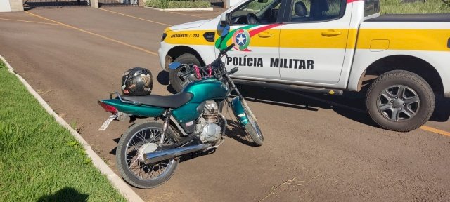 Menor é apreendido após conduzir e adulterar placa de motocicleta em SMOeste