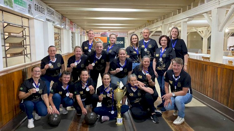 São João do Oeste é campeã da 5ª Copa AMEOSC de Bolão 23 Feminino