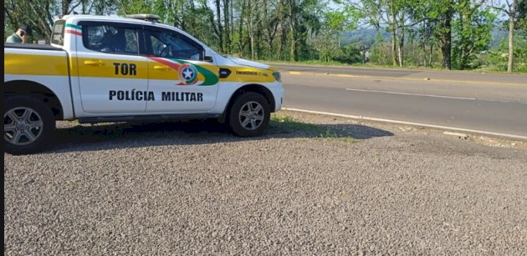 Motociclistas furtam cones da Polícia Rodoviária Estadual em São João do Oeste