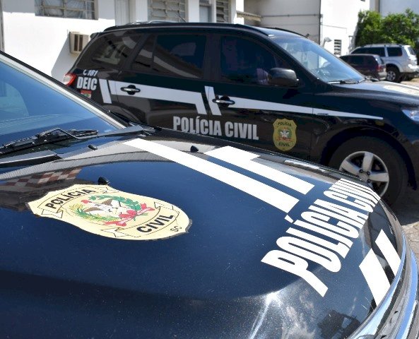 Homem é preso em Riqueza por posse ilegal de arma de fogo