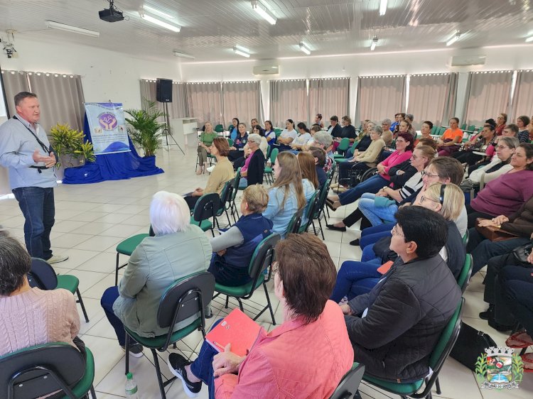 Cuidar de Quem Cuida promove palestra com expressiva participação em São João do Oeste